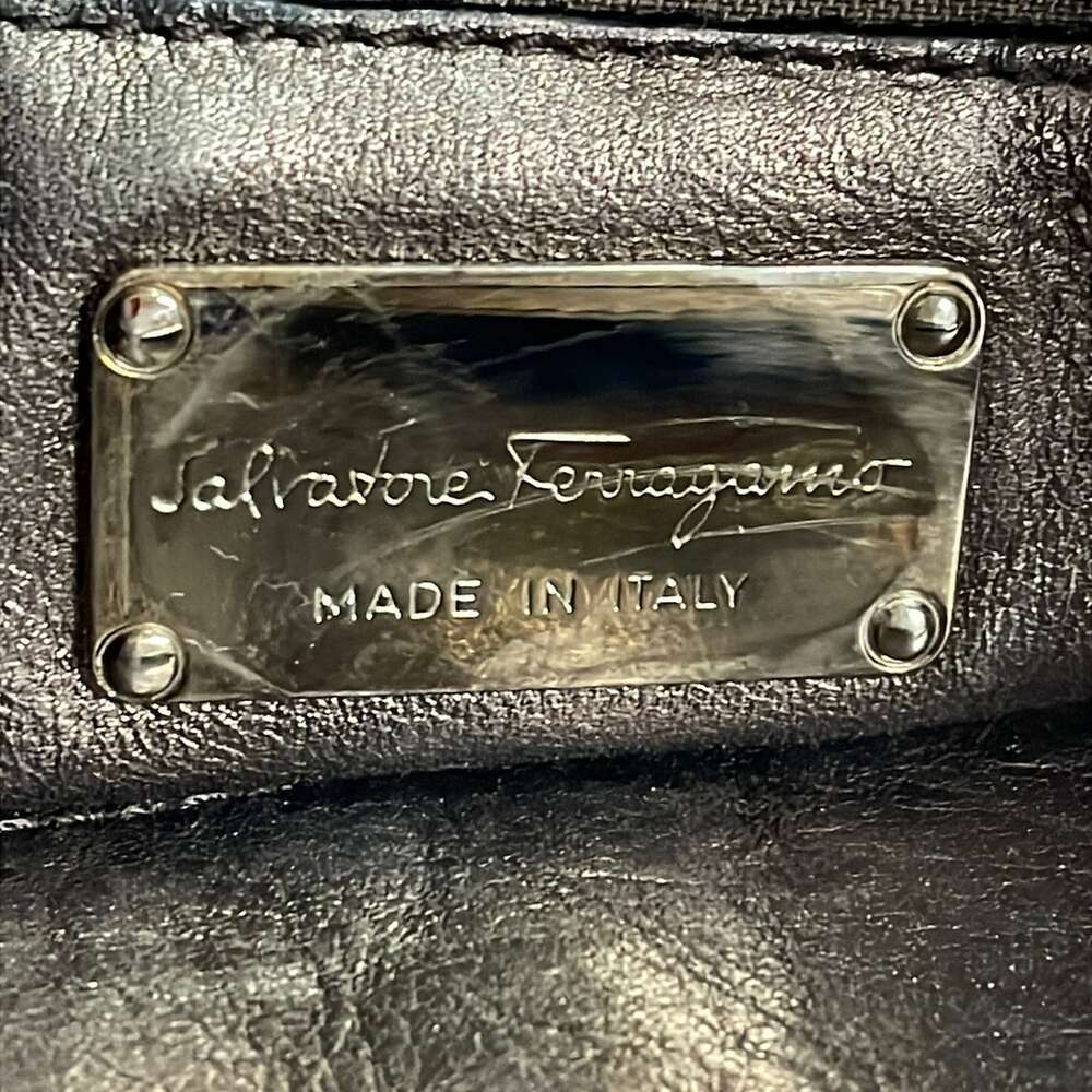 Salvatore Ferragamo Gancini Handbag FZ-21 - Picture 9 of 10